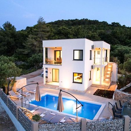 Luxury Apartments Mauro With Heated Pool Božava Exterior foto
