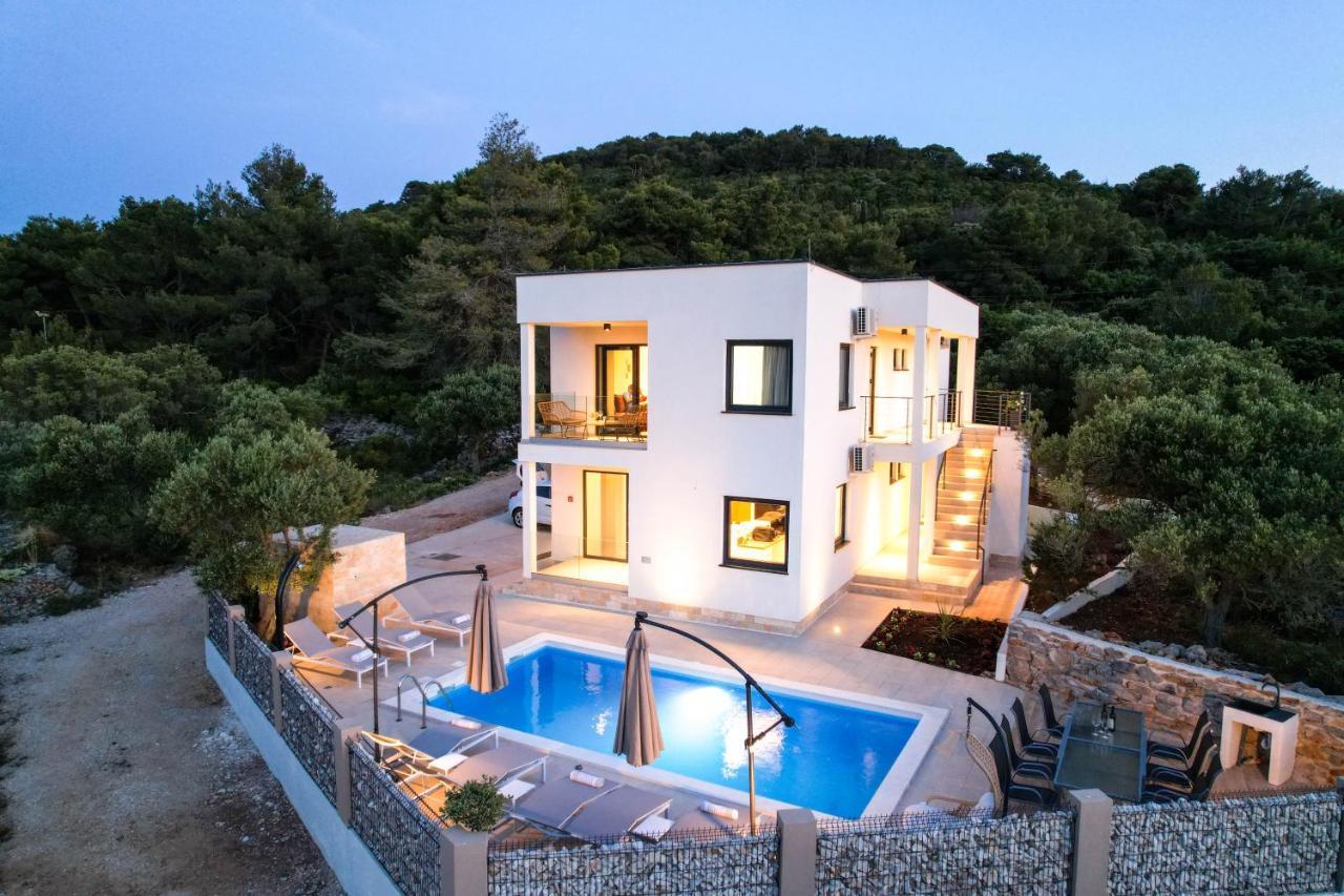 Luxury Apartments Mauro With Heated Pool Božava Exterior foto