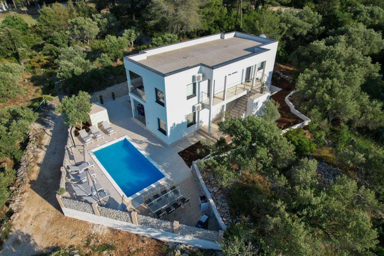 Luxury Apartments Mauro With Heated Pool Božava Exterior foto